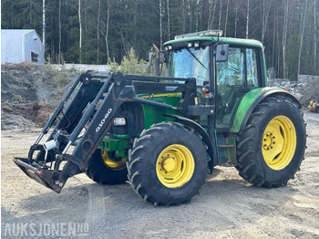 JOHN DEERE 6420 Traktor