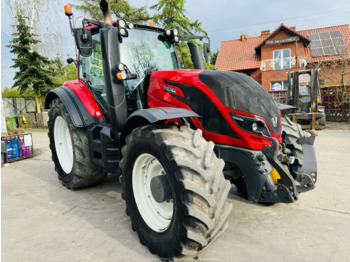VALTRA T234 Traktor