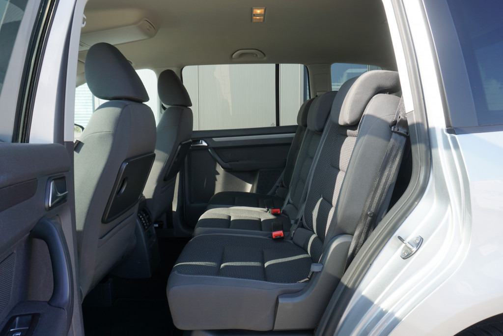 PKW VW Touran  Comfortline 1.4l TSI 7 Sitzer+PDC+TEMP: das Bild 3