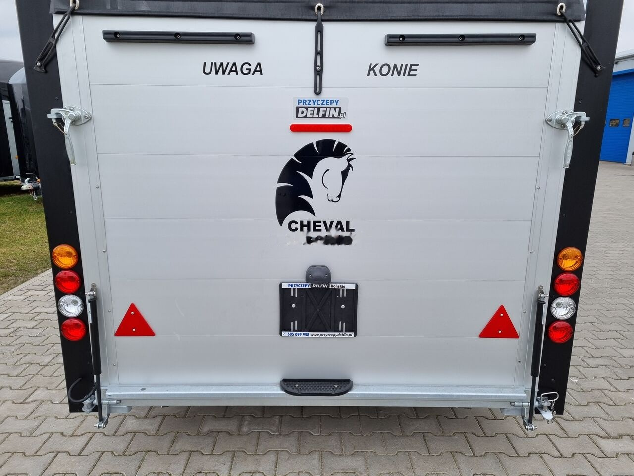 NEU: Pferdeanhänger Cheval Liberté Optimax Maxi 4 horse trailer 3.5T przyczepa na 4 konie siodlarni: das Bild 11