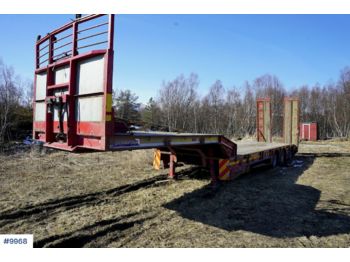 Tieflader Auflieger Chieftain machine trailer: das Bild 1