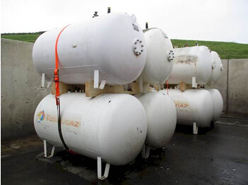 Tankauflieger LPG / GAS GASTANK 2700 LITER: das Bild 3