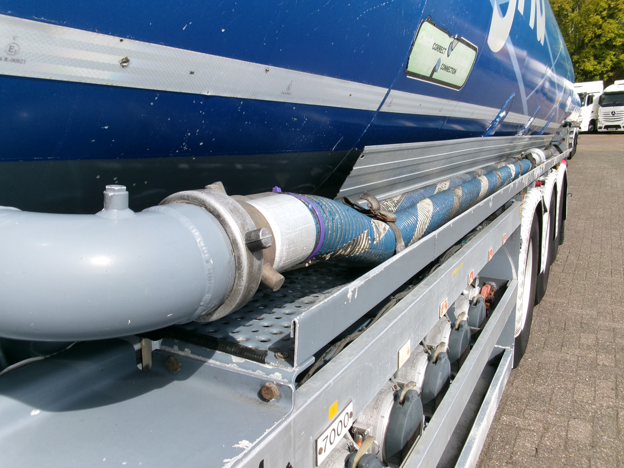 Tankauflieger Für die Beförderung von Kraftstoff L.A.G. Fuel tank alu 44.5 m3 / 6 comp + pump: das Bild 18