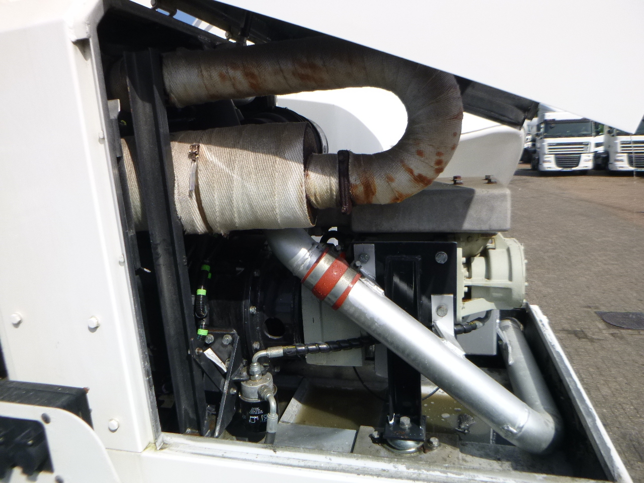 Siloauflieger Für die Beförderung von Mehl Omeps Powder tank alu 40 m3 + engine/compressor: das Bild 7