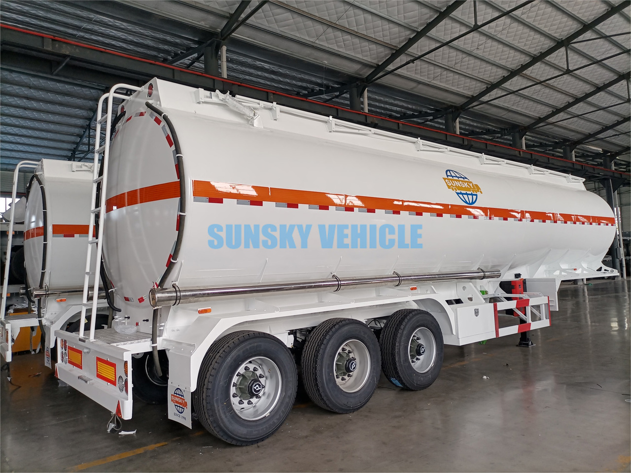 NEU: Tankauflieger Für die Beförderung von Kraftstoff SUNSKY Fuel Tank Trailer: das Bild 6