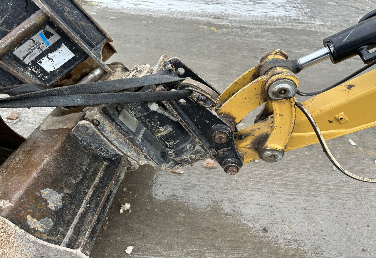Kettenbagger 2019 Caterpillar 302.7D CR Mini Excavator: das Bild 15