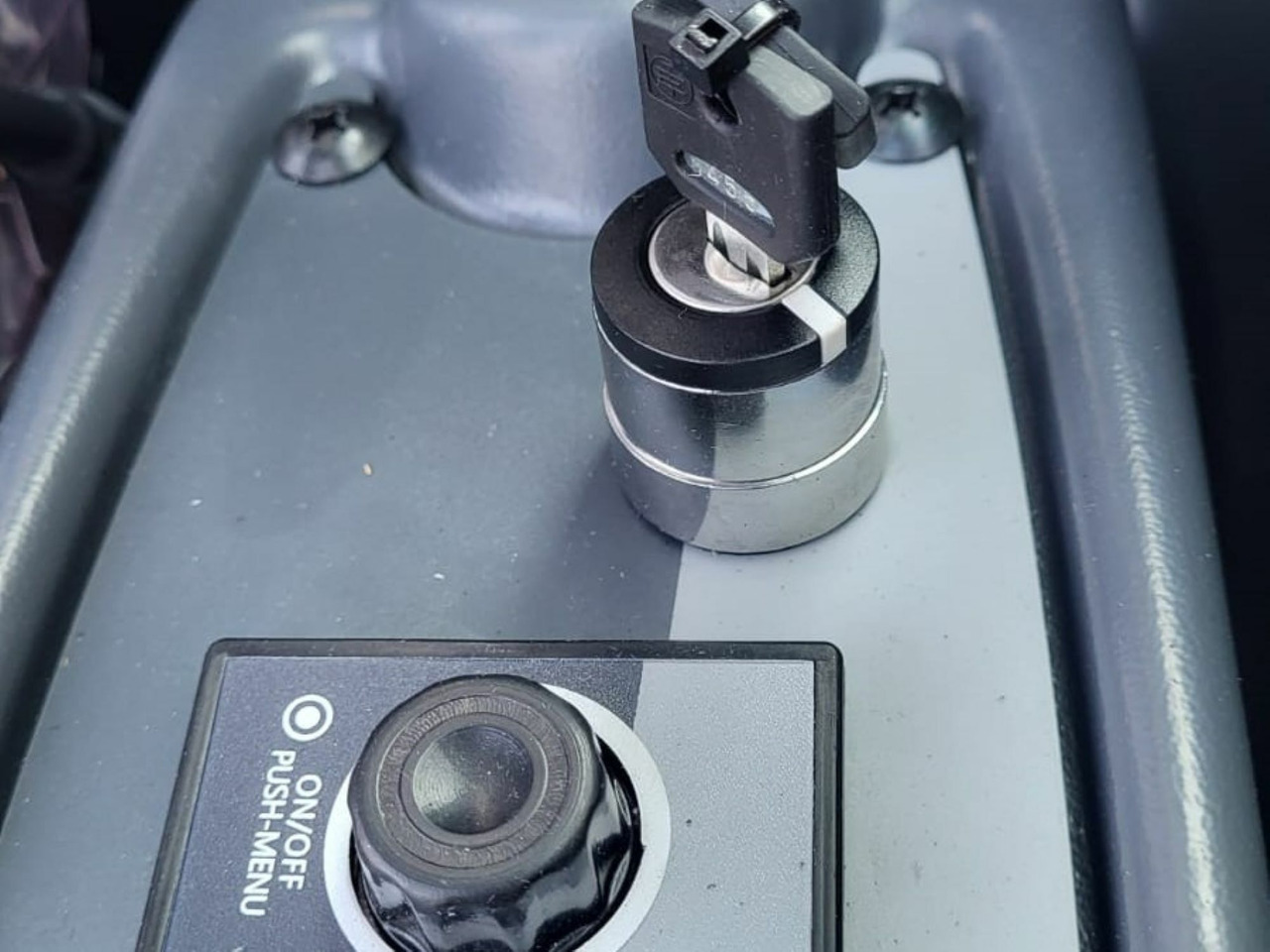 Minibagger EUROCOMACH 90ZT: das Bild 9