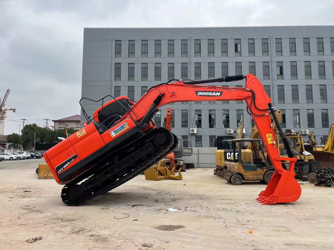 Kettenbagger Hot selling !!! High quality used excavator DOOSAN DX150LC-9 good condition in stock on sale: das Bild 3