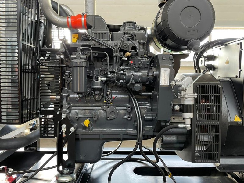NEU: Stromgenerator Iveco NEF 45 TM3 Stamford 125 kVA generatorset New !: das Bild 6