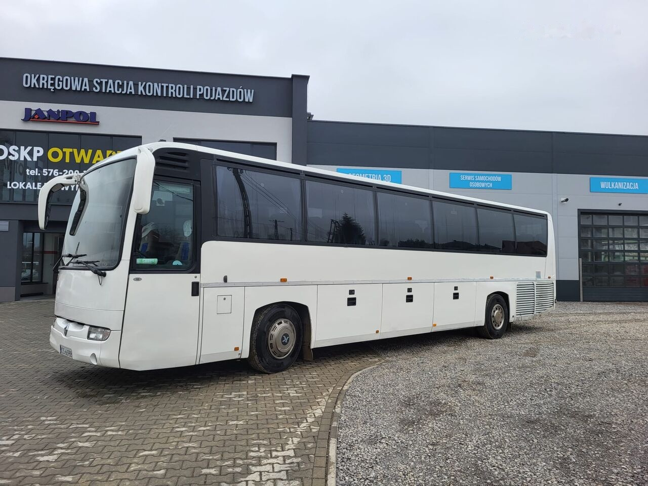 Reisebus Renault Iliade - AIRCO - EXPORT: das Bild 9
