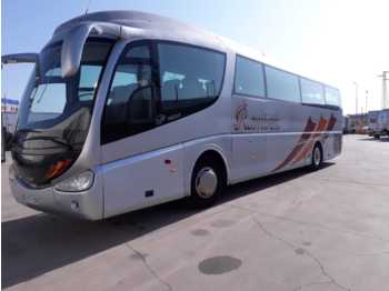 Reisebus Scania 420: das Bild 1