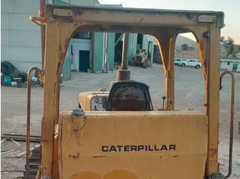 CATERPILLAR D5B Bulldozer