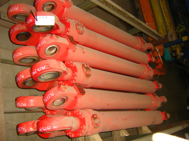 NEU: Hydraulikzylinder für Baumaschine O&K 4531106 -: das Bild 2