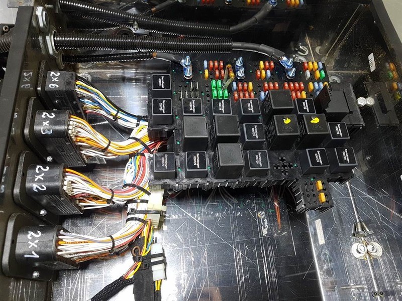 Elektrische Ausrüstung für Baumaschine Sennebogen 818 - Switch kabinet/Schaltschrank/Schakelkast: das Bild 5