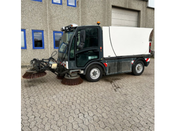 Boschung Urban-Sweeper S3 - Kehrsaugmaschine