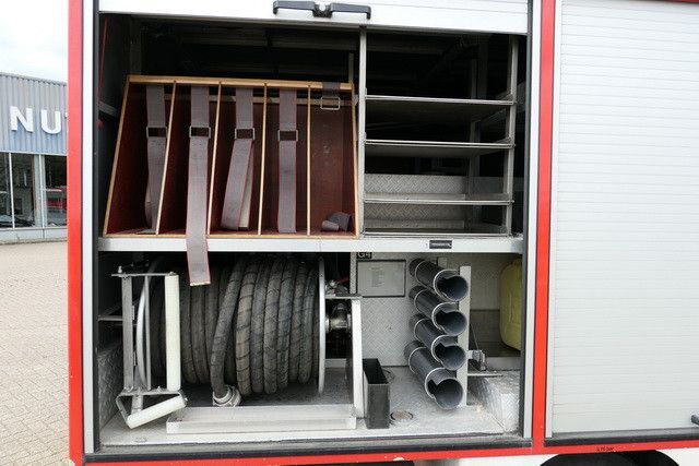 Feuerwehrfahrzeug, Transporter mit Doppelkabine Mercedes-Benz 814 F/Feuerwehr/Pumpe/9 Sitze: das Bild 8