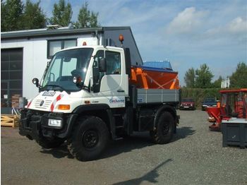 Kommunal-/ Sonderfahrzeug Unimog U300,U400,U500,U1400: das Bild 1