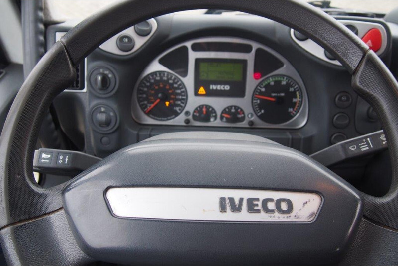 Pritsche LKW Iveco Eurocargo ML 100E17: das Bild 12