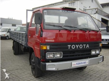 Toyota W95L-MDDT3 - Kipper