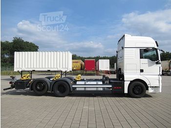 Containerwagen/ Wechselfahrgestell LKW MAN - MAN 26.500 BDF Multi Standklima 2 Tanks Xenon: das Bild 1