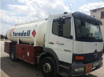 Tankwagen Für die Beförderung von Kraftstoff MERCEDES-BENZ 1528 ATEGO: das Bild 1