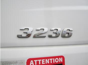 Abrollkipper Mercedes Axor 3236: das Bild 2