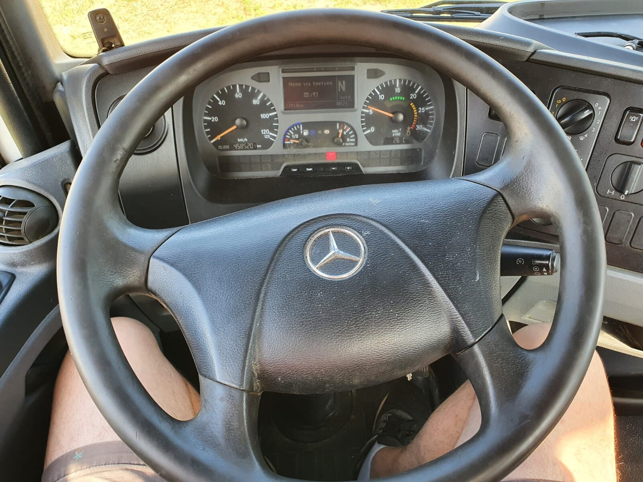 Fahrgestell LKW Mercedes-Benz Atego 818 Chassis -: das Bild 11