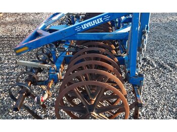 Ackerwalze Dalbo Levelflex med hydralisk cross-board