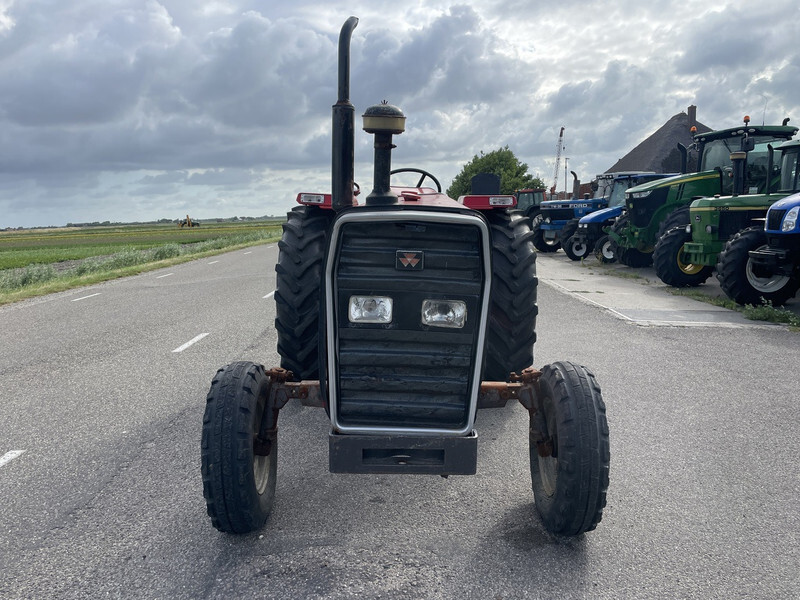 Traktor Massey Ferguson 290: das Bild 2