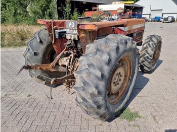 Traktor Massey Ferguson 4x4 390: das Bild 4