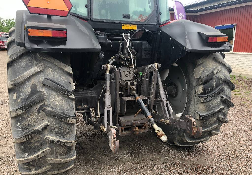 Traktor Massey Ferguson 6180 Dismantled for spare parts: das Bild 4