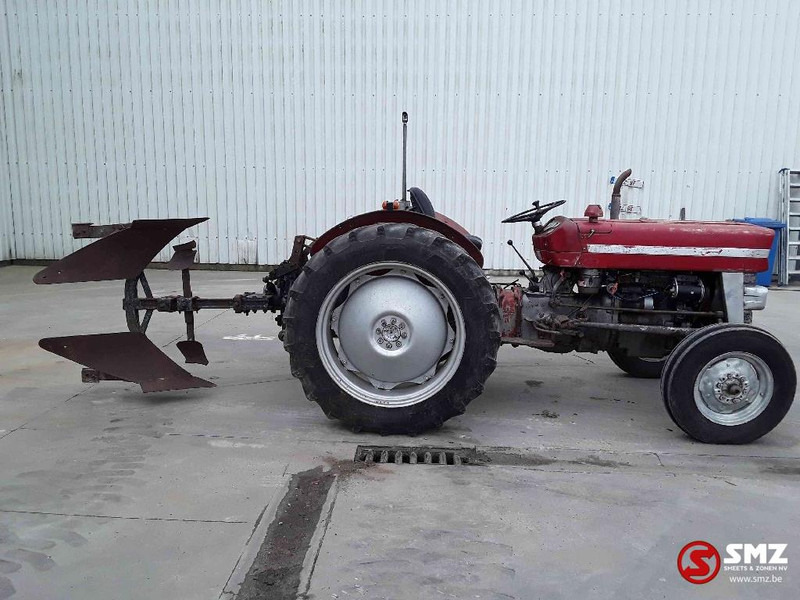 Traktor Massey Ferguson MF 133: das Bild 5