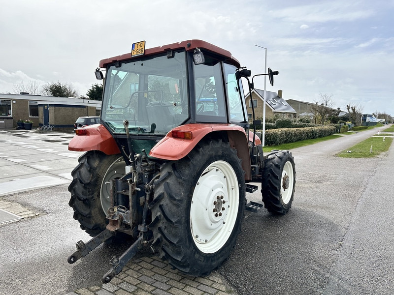 Traktor New Holland L75 DT: das Bild 10