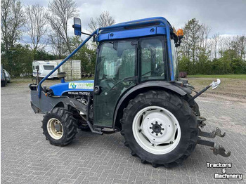 New Holland TN75 V smalspoor tractor - Traktor: das Bild 2