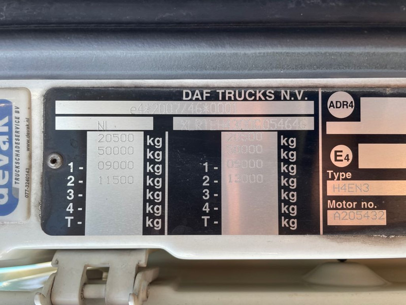 Sattelzugmaschine DAF XF 106.460 / NL TRUCK / EURO6 / HYDRAULICS / SLIDING 5th WHEEL / 9 TON FRONTAXLE: das Bild 17