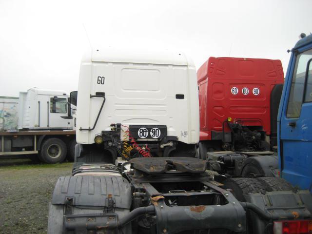 Sattelzugmaschine Scania L 114L380: das Bild 3