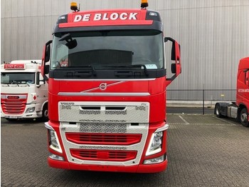 Sattelzugmaschine VOLVO FH500