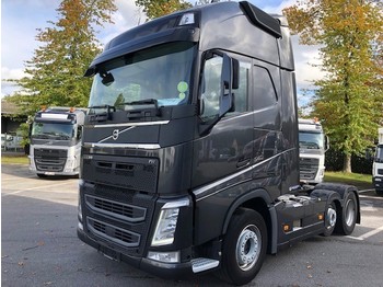 Sattelzugmaschine VOLVO FH540