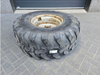 Felgen und Reifen