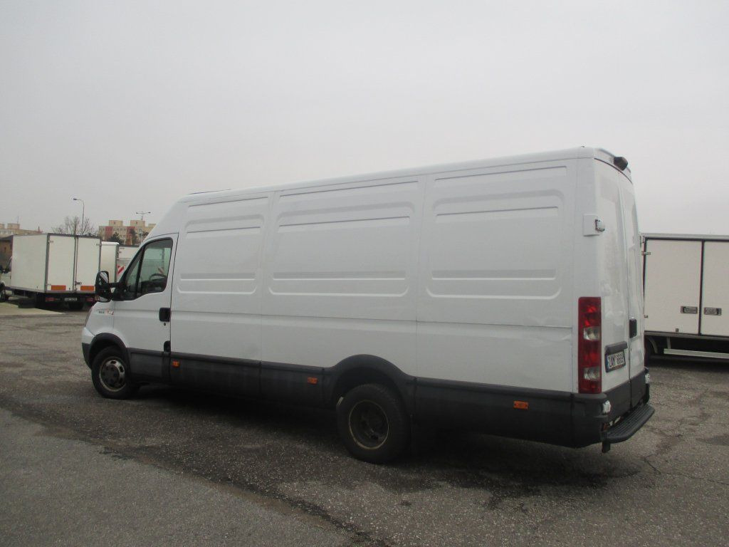 Iveco Daily 50C15 Carrier  350  - Leasing Iveco Daily 50C15 Carrier  350: das Bild 6