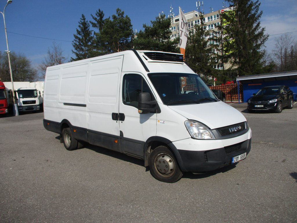 Iveco Daily 50C15 Carrier  350  - Leasing Iveco Daily 50C15 Carrier  350: das Bild 1