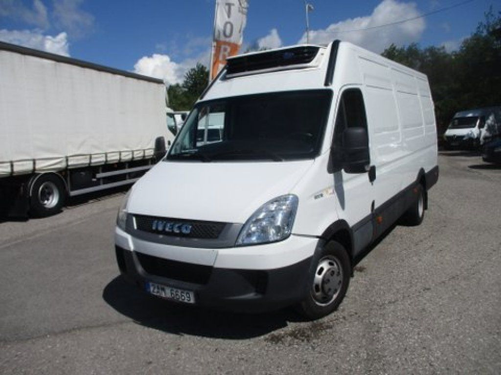 Iveco Daily 50C15 Carrier  350  - Leasing Iveco Daily 50C15 Carrier  350: das Bild 2