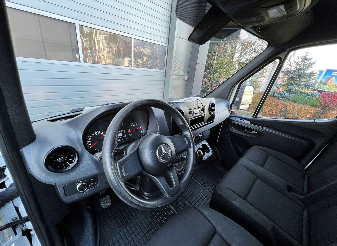 Koffer Transporter Mercedes-Benz Sprinter 314 CDI Container with 8 pallets. One owner. Excellent: das Bild 9