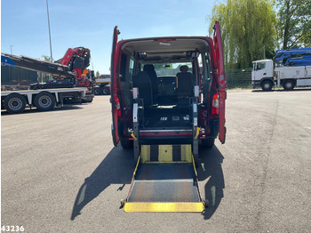 Kleintransporter Renault Master T28 2.5 dCi "Rolstoelvervoer": das Bild 1
