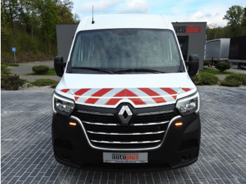 Kastenwagen, Transporter mit Doppelkabine Renault Van: das Bild 2