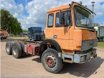 IVECO Fahrgestell LKW