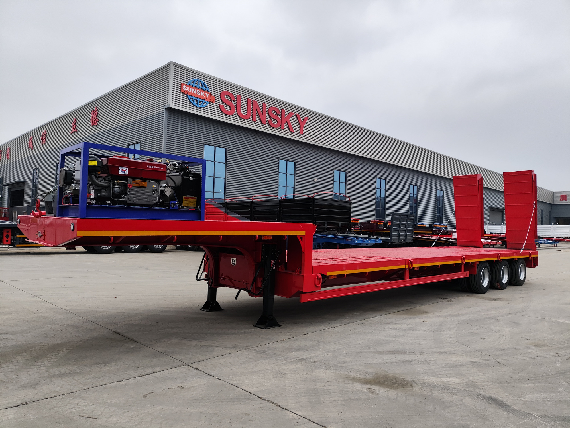 Xiamen Sunsky Vehicle Co.,Ltd - SINOTRUK Sattelzugmaschinen - Neu, Rechtslenker undefined: das Bild 15