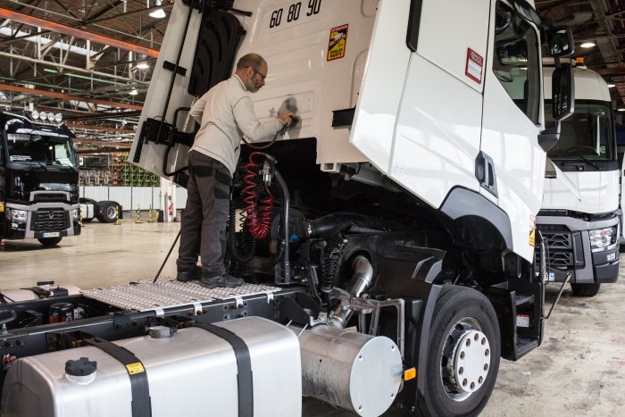 Renault Trucks France - RENAULT LKW - Jahr: 2014 undefined: das Bild 10