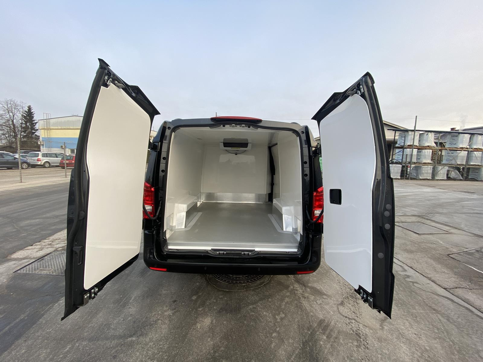 RINZ ROS d.o.o. (GmbH) - Angebote zu verkaufen undefined: das Bild 46