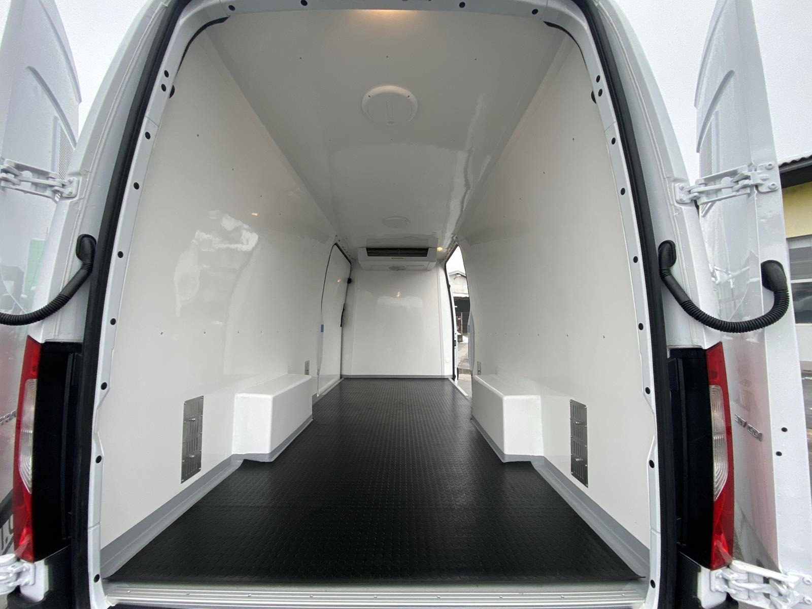 RINZ ROS d.o.o. (GmbH) - Angebote zu verkaufen undefined: das Bild 13